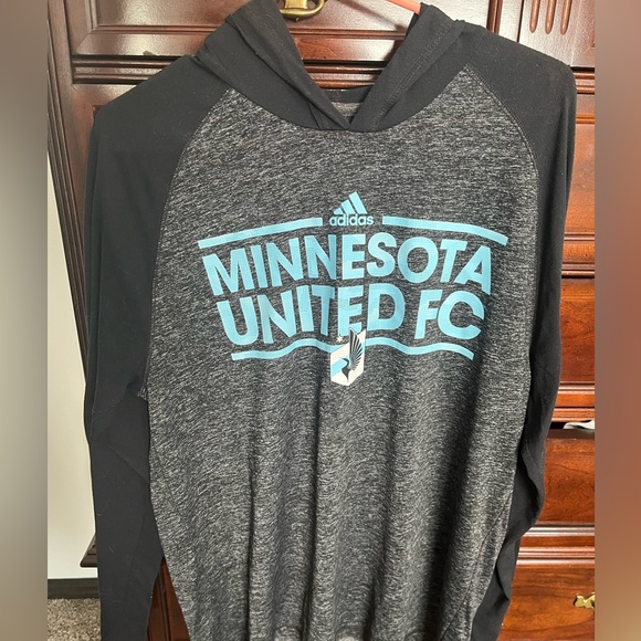 Adidas Minnesota United FC long sleeve shirt with hoodie | MENS L - Picture 1 of 4